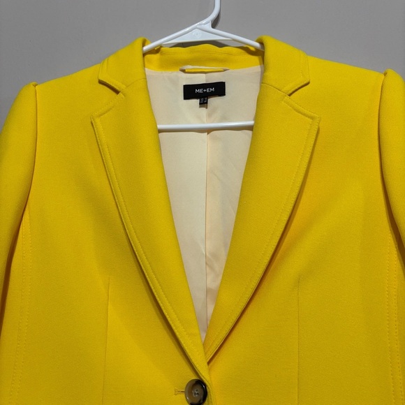 ME+EM
Yellow Puffer Sleeve Blazer - Picture 5 of 8